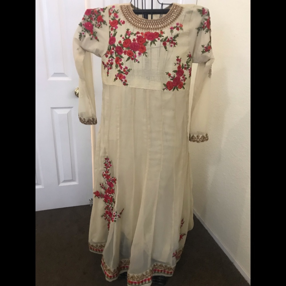 Pakistani Anarkali